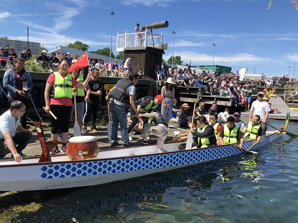 21 June: Traditional Chinese boat racing at the Copenhagen Dragon Boat Festival